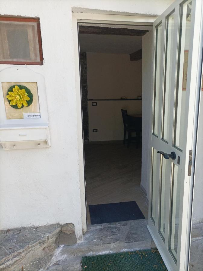 Lotus Flower Sant'Olcese Εξωτερικό φωτογραφία