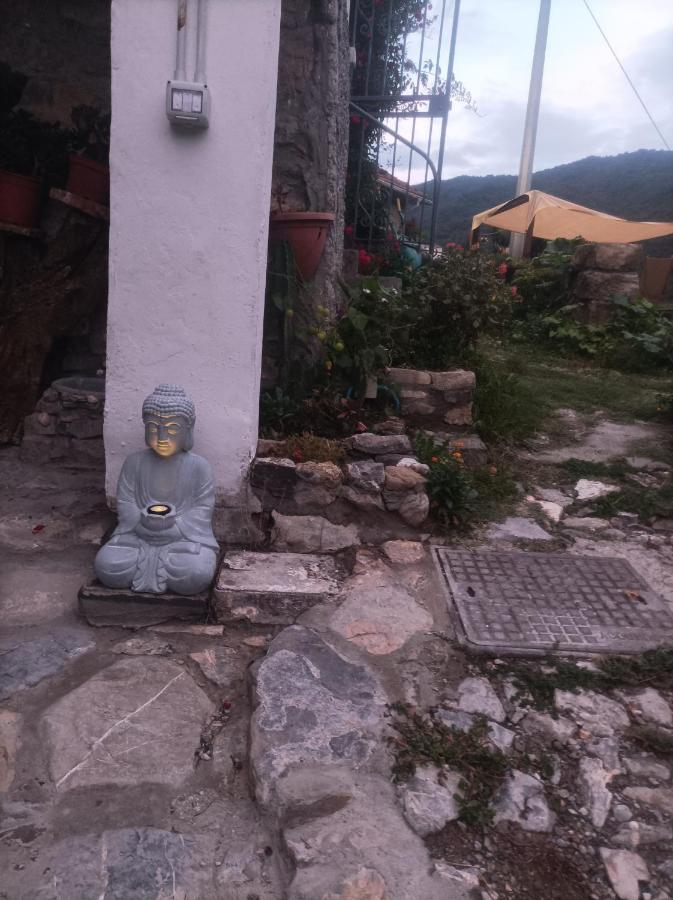 Lotus Flower Sant'Olcese Εξωτερικό φωτογραφία
